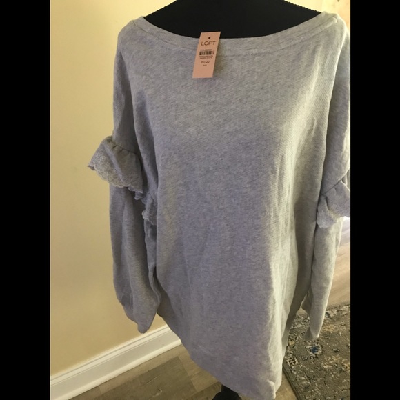 LOFT Tops - New loft plus size sweatshirt
